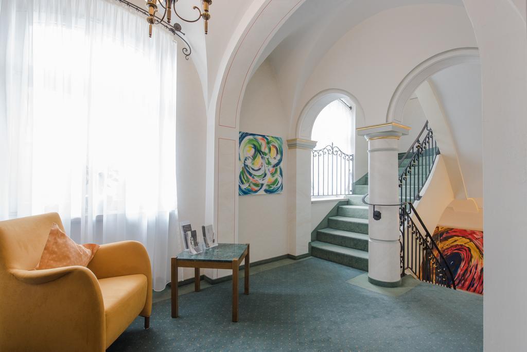 Hotel Am Schloss Іллертіссен Екстер'єр фото